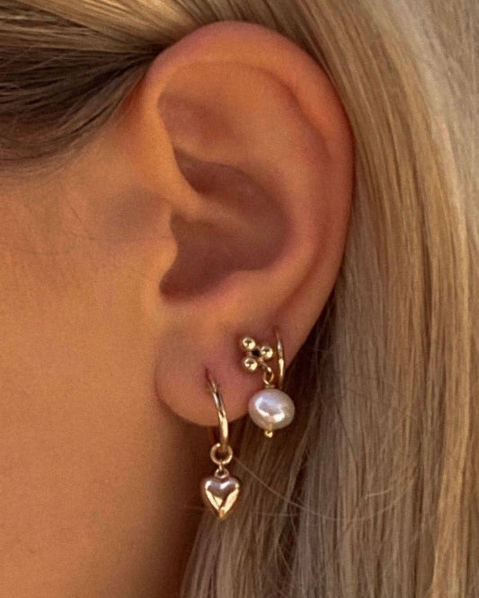 Meg Pearl Earrings