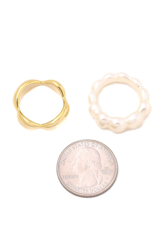 Gold and Pearlescent Ring Set