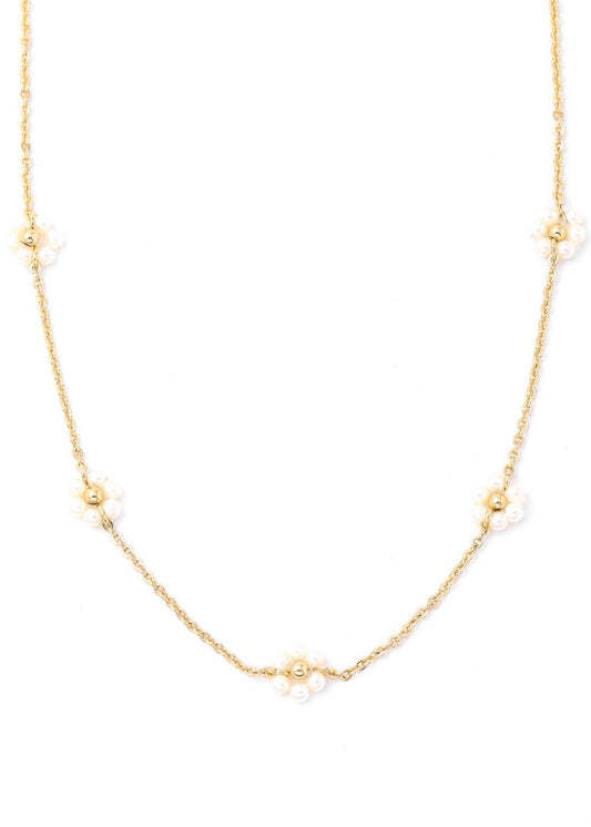 Dainty Flower Pearl and Gold Chain Necklace